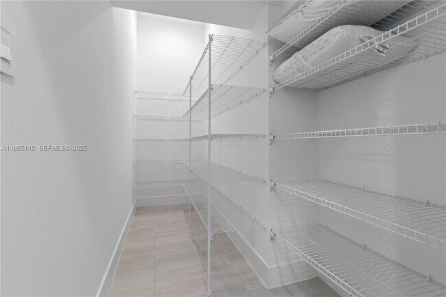 Building Photo - 2391 SW 123rd Ter