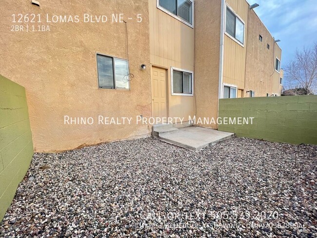 Building Photo - Welcome To The Lomas Townhouse Apartments!...