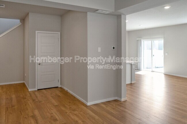 Building Photo - 5813 W Georgetown Ln