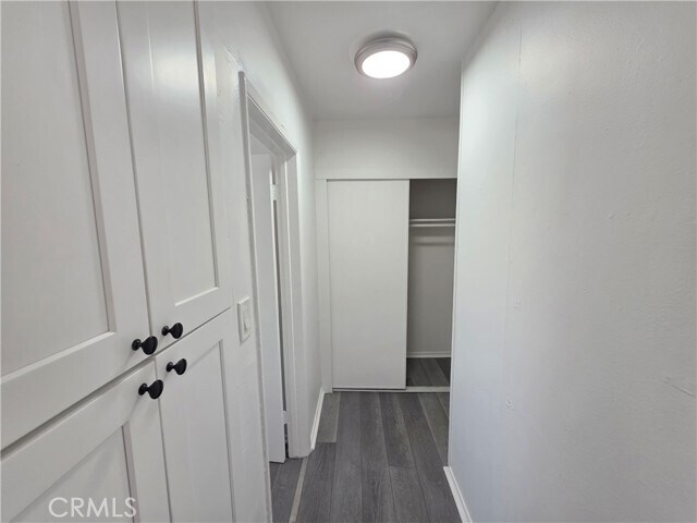 Building Photo - 262 E 79th St