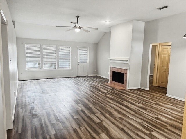 Building Photo - 31248 N Head Dr