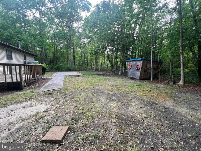 Building Photo - 125 Lower Shore Rd