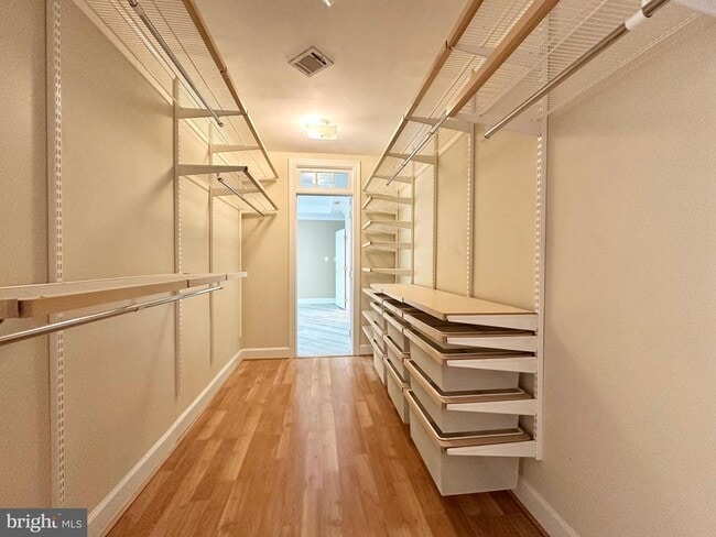 Building Photo - 1460 Carrington Ridge Ln
