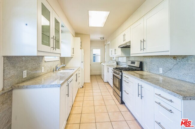 Building Photo - 12753 Appleton Way