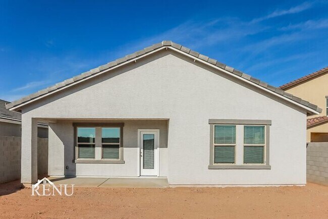 Building Photo - 35607 W San Capistrano Ave