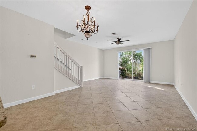 Building Photo - 9504 SW Otter Ln