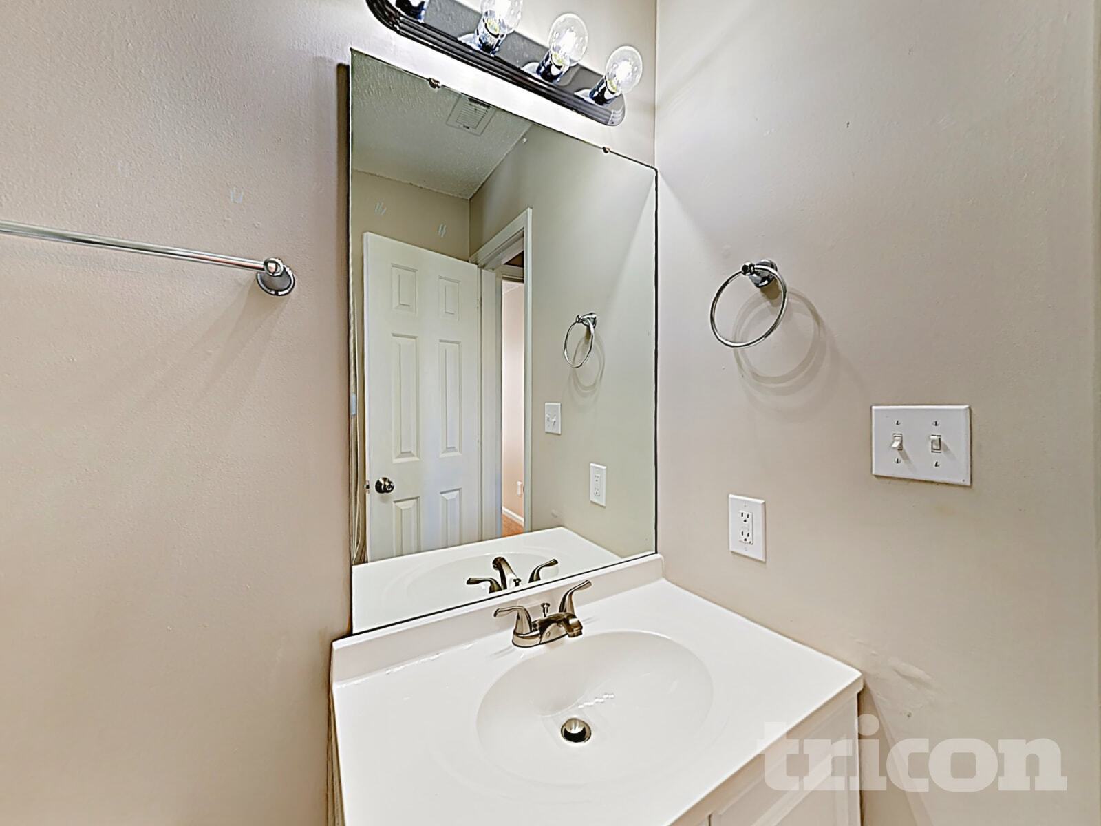 Building Photo - 4310 Windjammer Ct SW