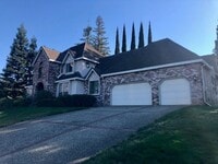 Building Photo - Spacious 4 bedroom 3 bath home in Folsom