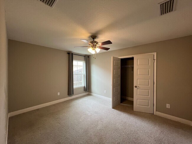 Building Photo - Executive Living