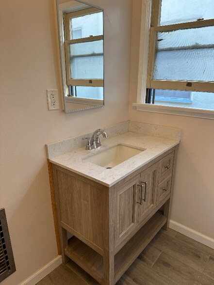 Building Photo - 4286 Leimert Blvd