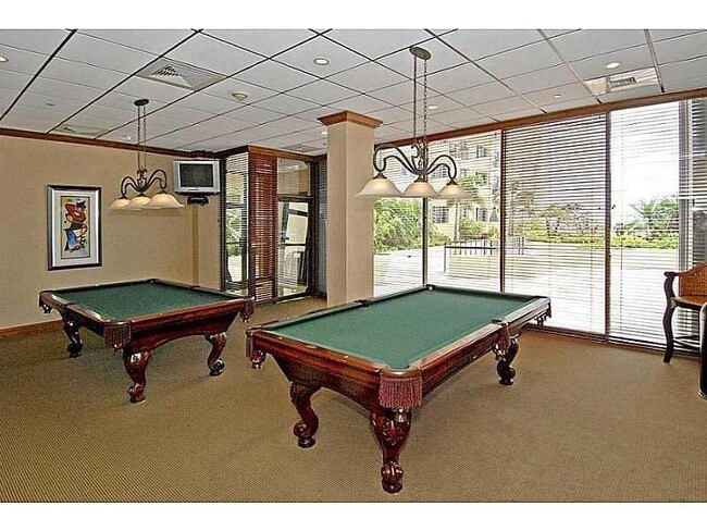 Building Photo - 1900 S Ocean Blvd