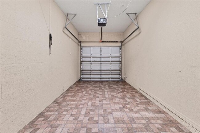 Building Photo - 4104 Crabtree Ave