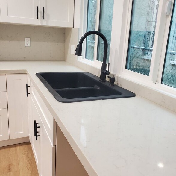 Building Photo - 1742 Exposition Blvd