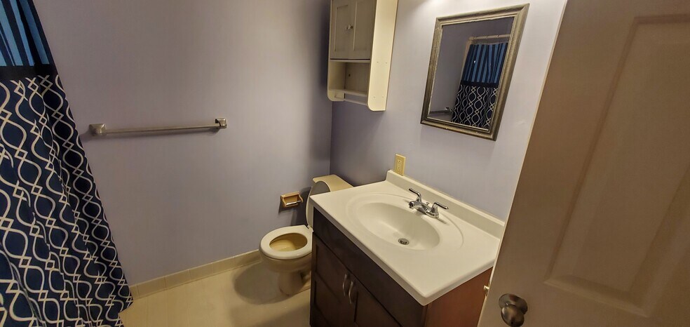 Building Photo - 432 Westridge Dr