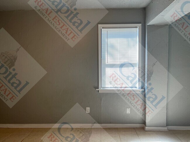 Building Photo - Home Sweet Home