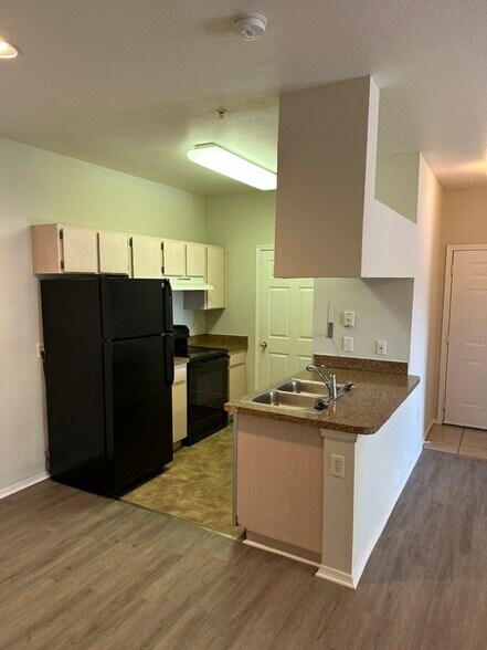 Building Photo - 13116 Sanctuary Cove Dr