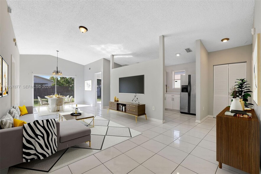 Building Photo - 20932 SW 118th Ave