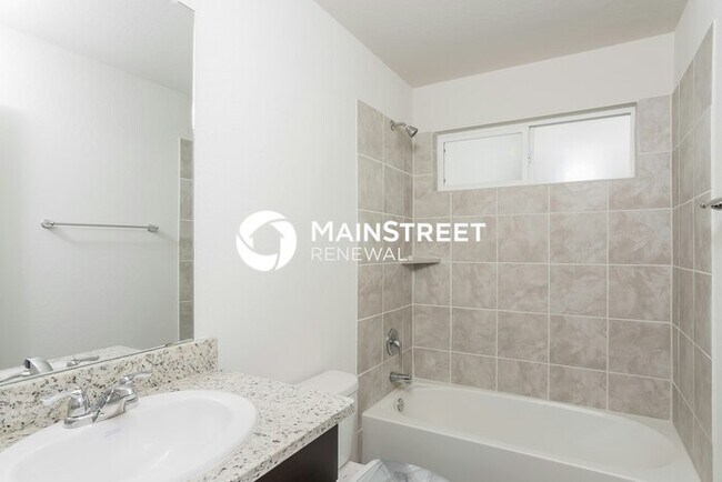 Building Photo - 3 Bedroom Pet-Friendly Home in San Antonio, TX with Main Street Renewal