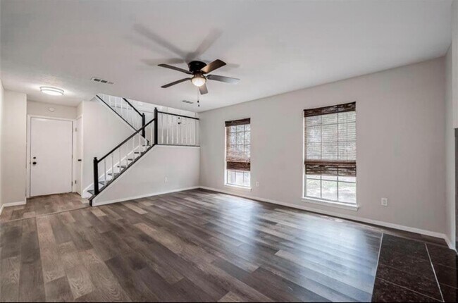 Building Photo - 5831 Caldicote St