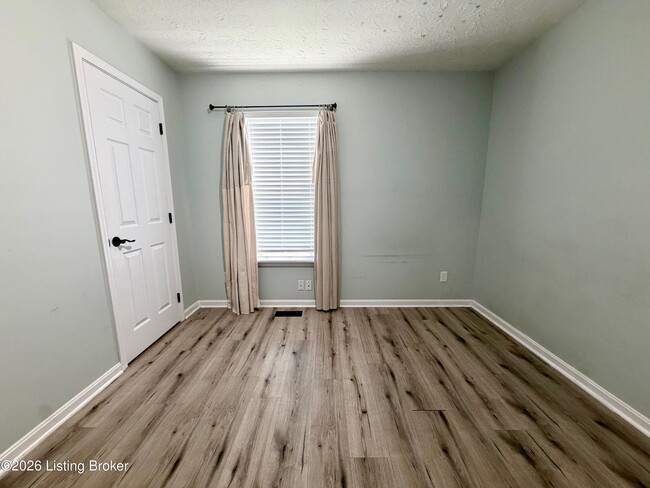 Building Photo - 319 Holly Marie Dr