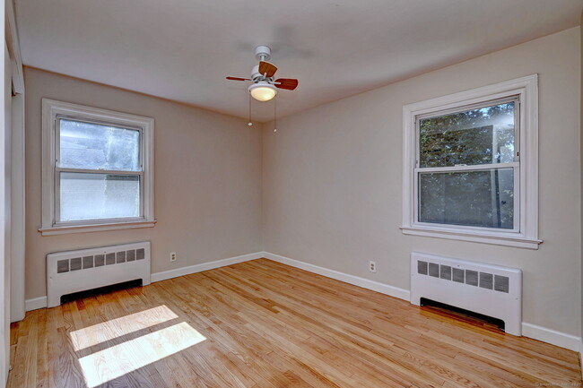 Building Photo - 29 Rangely Dr