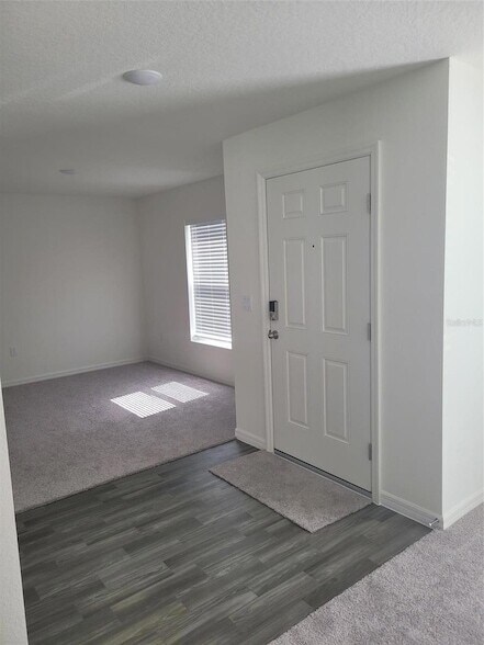 Building Photo - 12 Port Echo Ln
