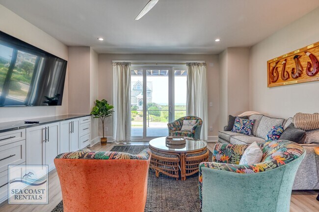 Building Photo - OFF-SEASON MONTHLY RENTAL - IT'S A BIG DILL!!