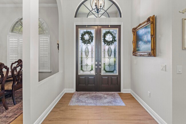 Building Photo - 1509 SW Mockingbird Cir