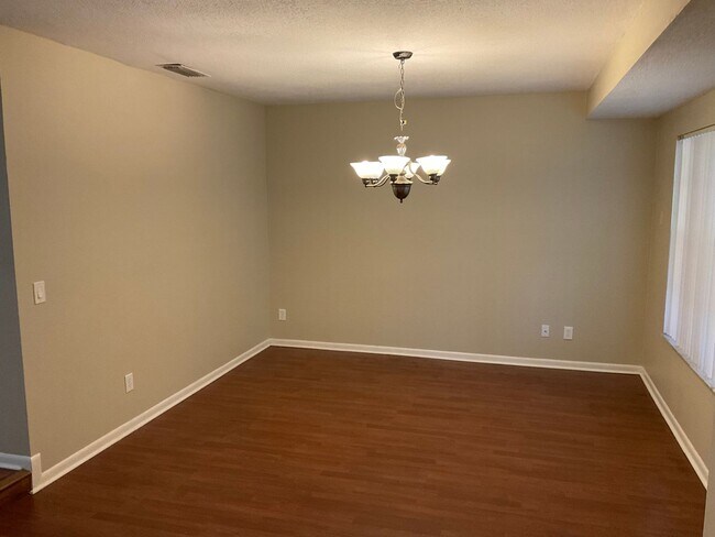 Building Photo - 3906 Sabal Palm Ct