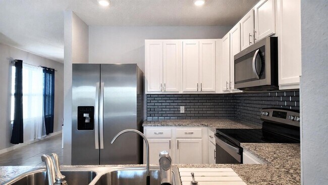 Building Photo - 1032 Andean Ln