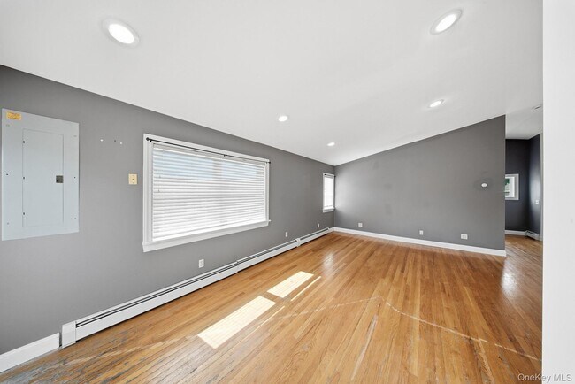 Building Photo - 92 Jersey Ave