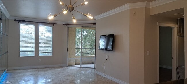 Building Photo - 270 E Flamingo Rd