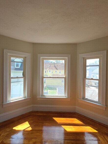 Building Photo - 509 N Belmont St