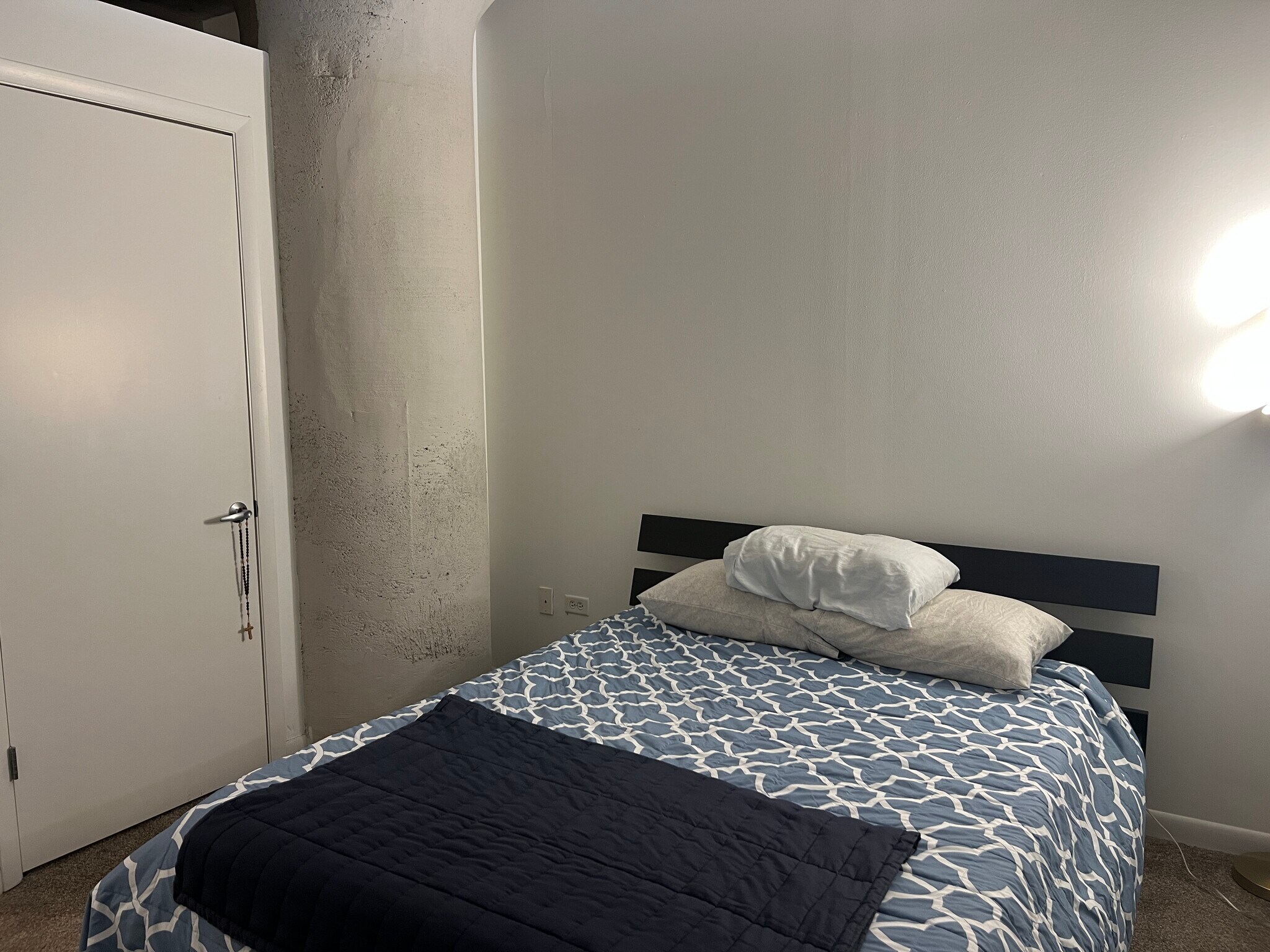 Building Photo - 1550 S Blue Island Ave