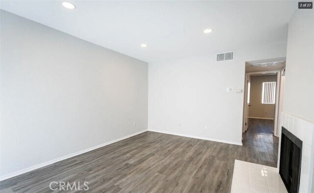 Building Photo - 4406 Cahuenga Blvd