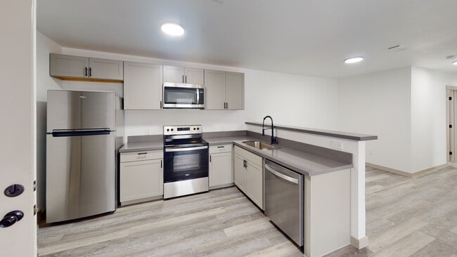 Building Photo - 324 Old Timers Rd