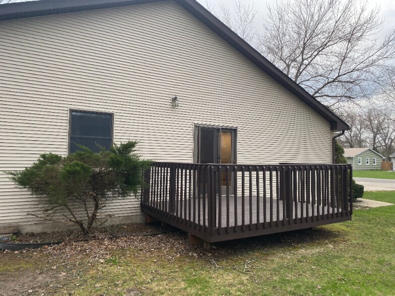 Building Photo - 603 S 22nd St