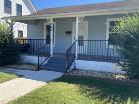 Beautiful 3 BR 1 Ba totally renovated.  Unbeatable Five Points location! LOCAL OWNERS!! - 600 Beirne Ave NE