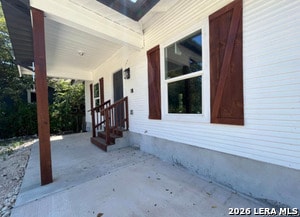 Building Photo - 146 Isabel St