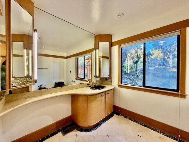 Building Photo - 63 Berryessa Way