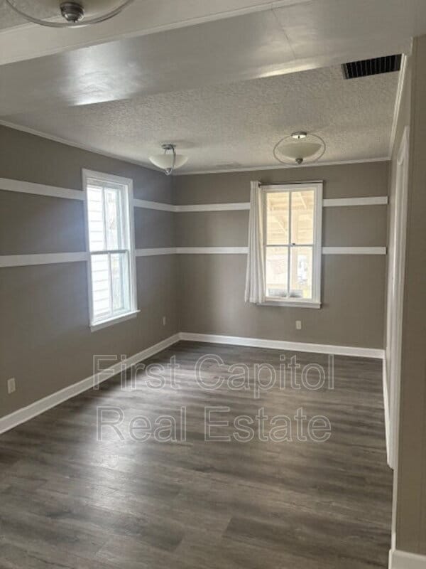 Building Photo - 5921 Linglestown Rd