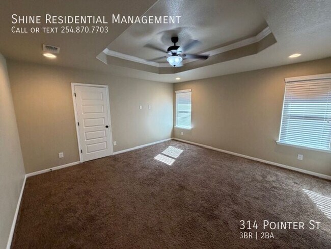 Building Photo - 314 Pointer St