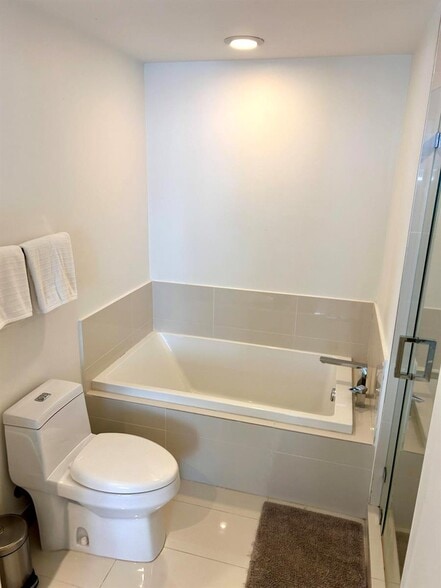 Building Photo - 55 SW 9th St