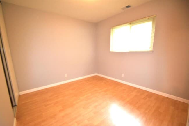Building Photo - 2070 Sierra Wood Dr