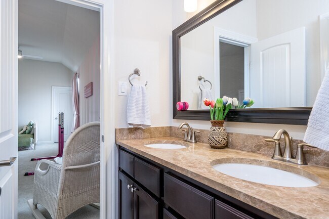 Building Photo - 2034 Baker Estates Dr