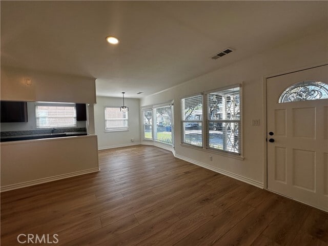Building Photo - 6108 Village Rd