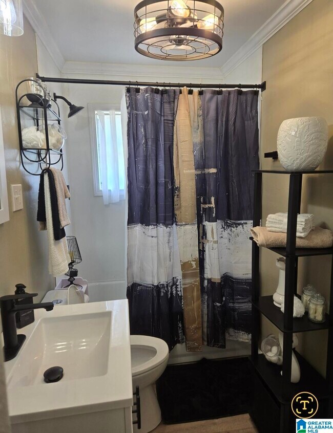 Building Photo - 3805 Co Rd 313