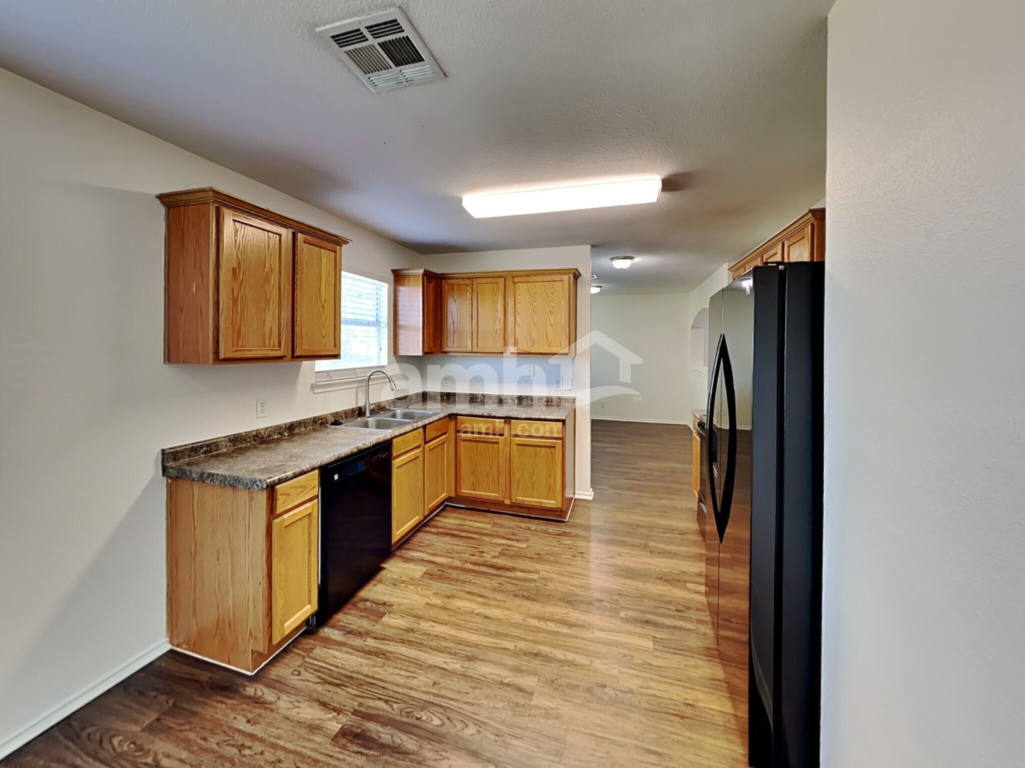 Building Photo - 2909 Tyler Ln