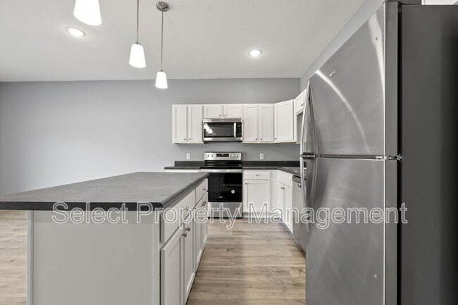 Building Photo - 7077 Homestead Rd