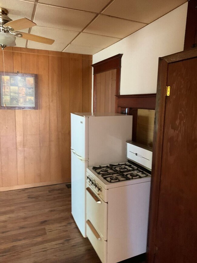 Building Photo - 1241 South St